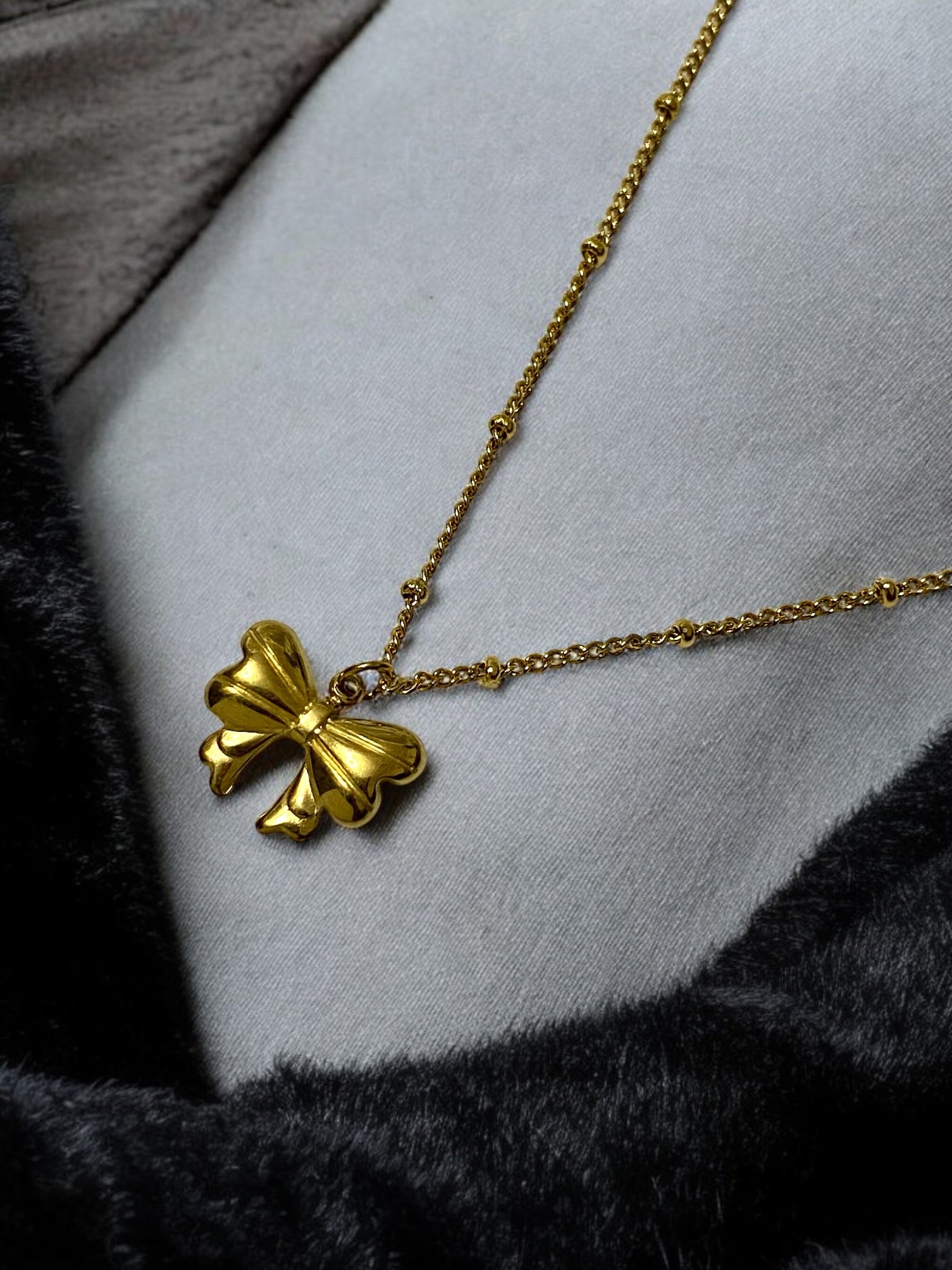 BOW COLLECTION