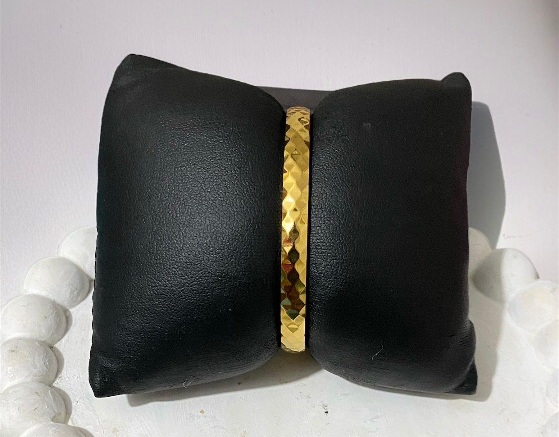 Elegant Gold-Look Anti-Tarnish Bracelet for Women | Long-Lasting Shine | Skin-Friendly | Daily & Party Wear